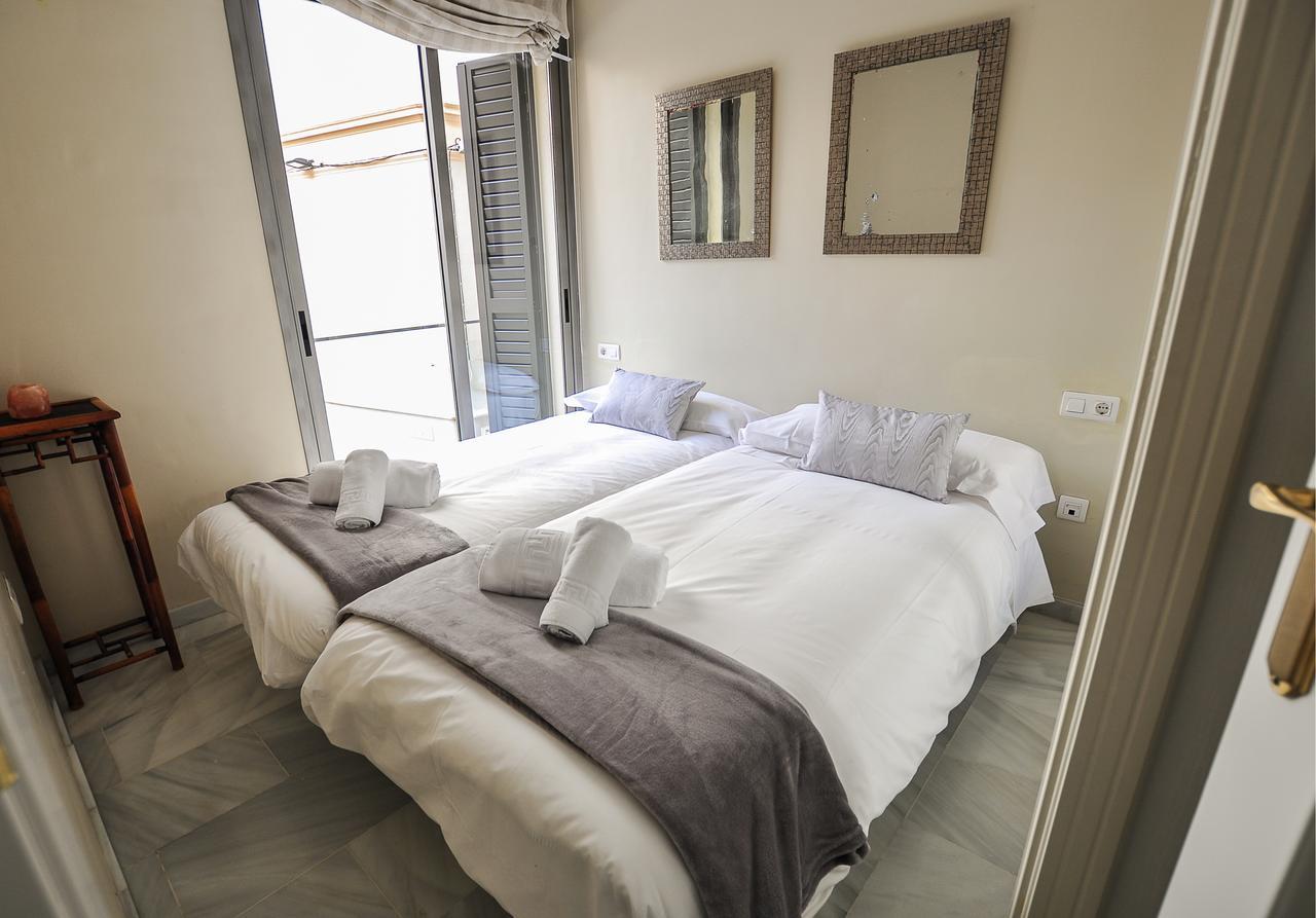 Acogedor Apartamento Junto A Calle Larios By Renthas Appartement Málaga Buitenkant foto