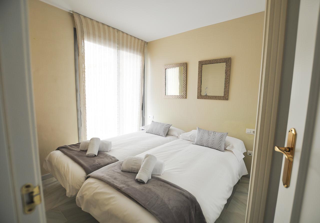Acogedor Apartamento Junto A Calle Larios By Renthas Appartement Málaga Buitenkant foto